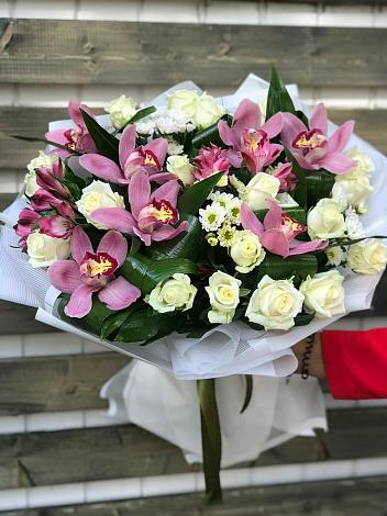 Букет цветов из: Розы и Хризантемы в Терновском