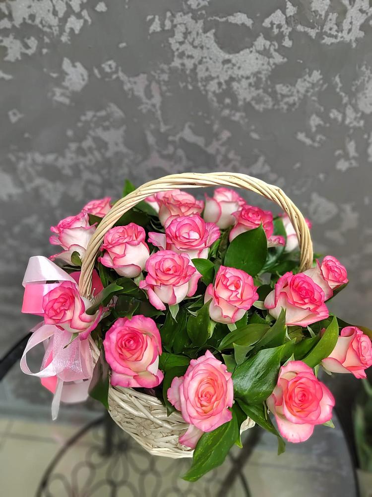 Цветочная композиция из Розы в корзине в Терновском