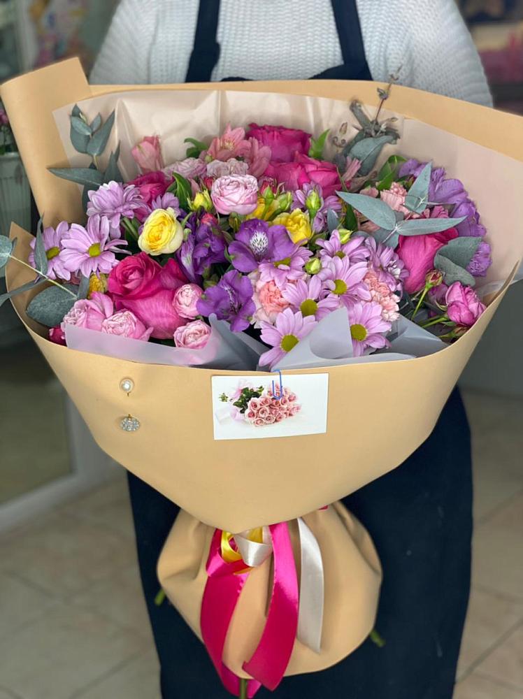 Букет цветов из: Хризантемы, Гвоздики и Альстромерии в Терновском