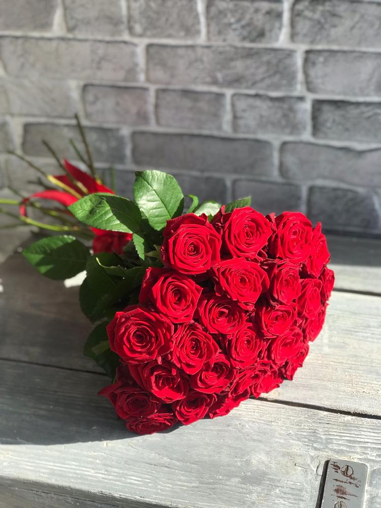 Букет Красные розы Фридом в Терновском