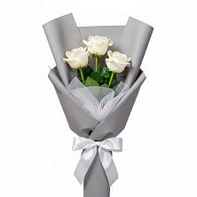 Букет 3 белые розы в Терновском