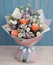 Букет цветов из:  Лизиантусы, Розы, Альстромерии и Гипсофила в Терновском