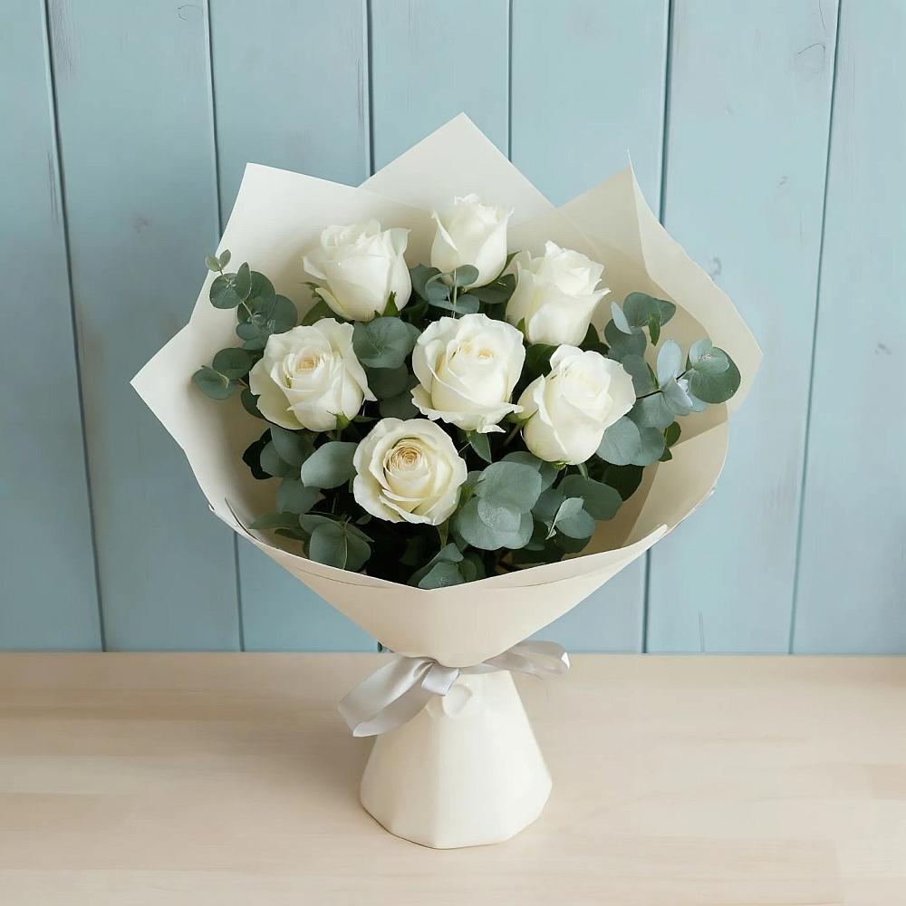 Букет Белые розы в Эвкалипте в Терновском