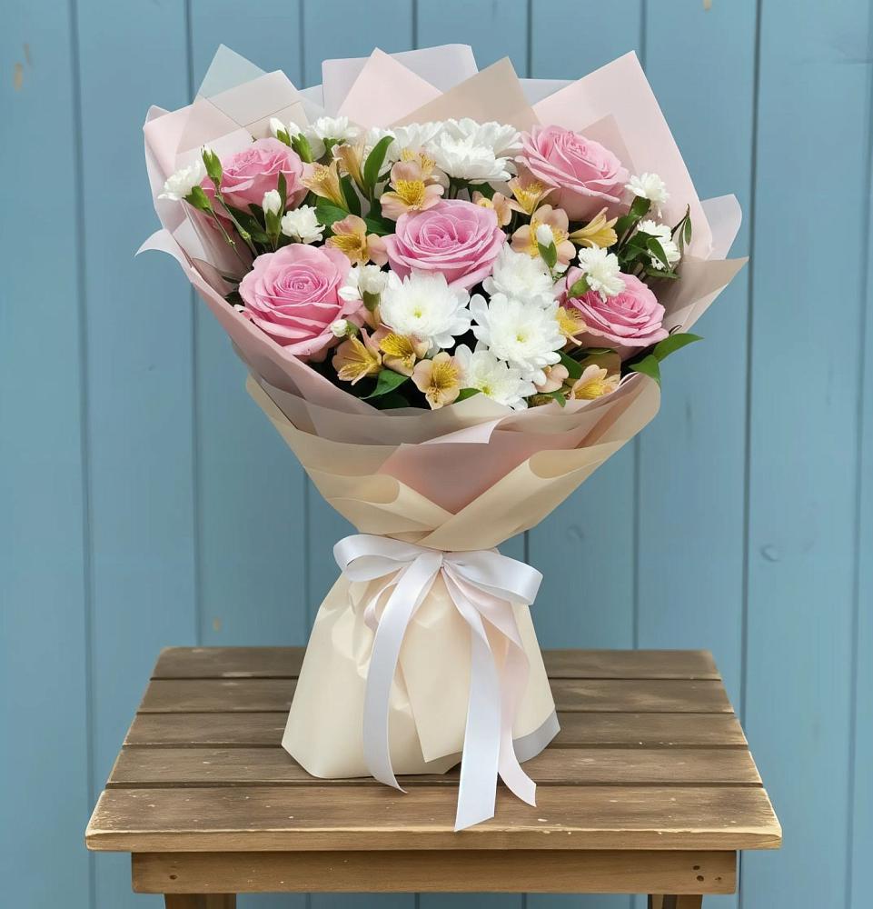 Букет цветов из: Гвоздики, Орхидеи и Розы в Терновском